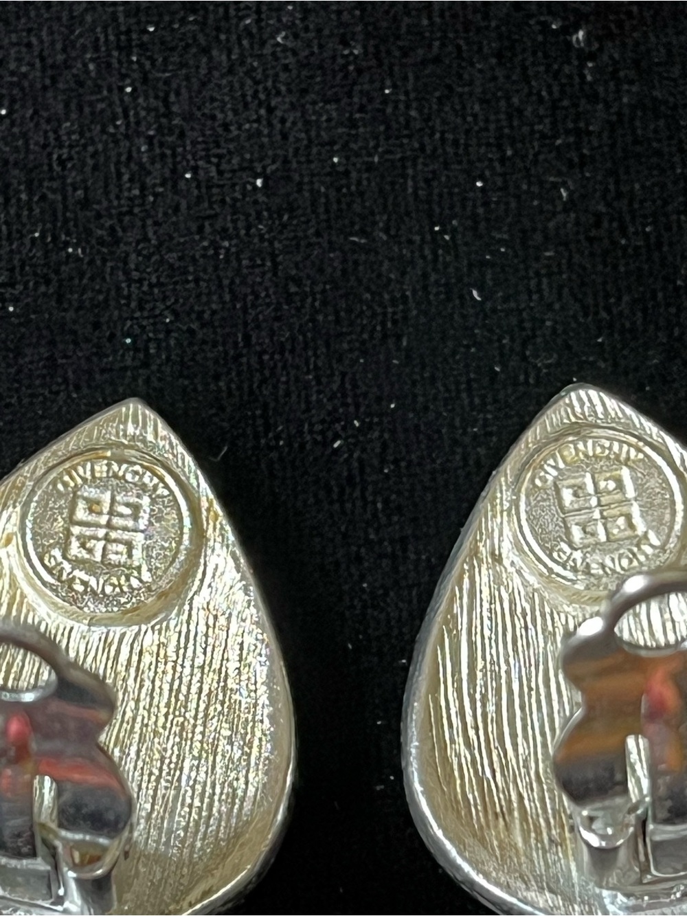 GIVENCHY 1980s Runway Enamel Cabochon Clip-On Earrings, Signed 1753 - Picture 4 of 6